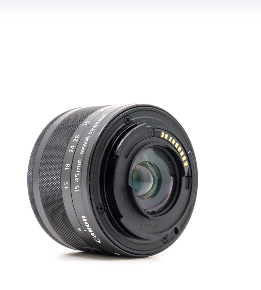 Canon EF-M 15-45mm f/3.5-6.3 IS STM